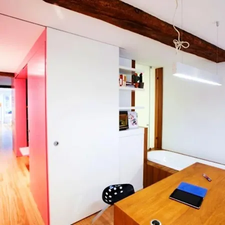 Apartman With One Bedroom In Bilbo With Wifi