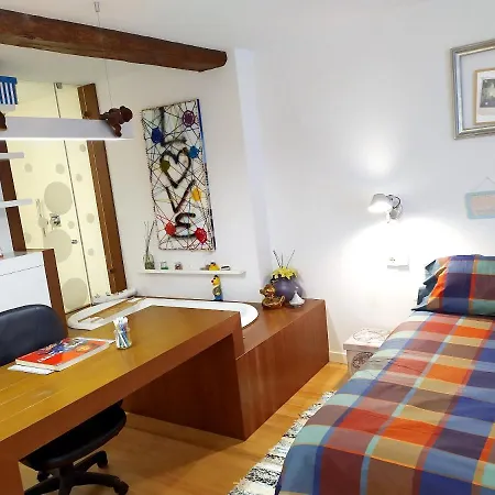 With One Bedroom In Bilbo With Wifi
